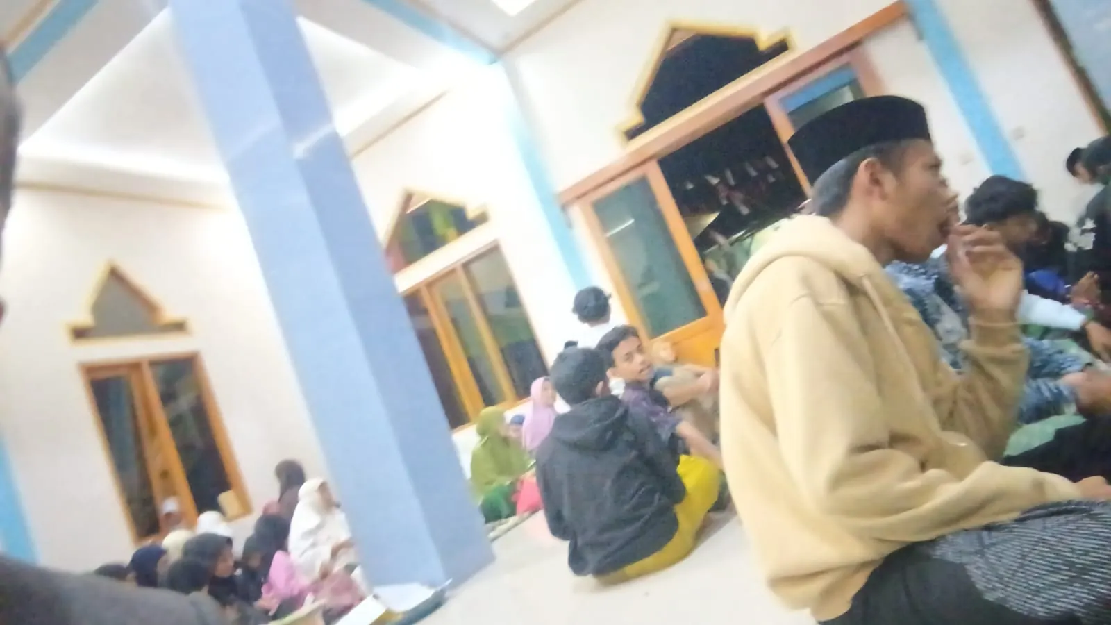 Ibadah & Pembinaan Umat